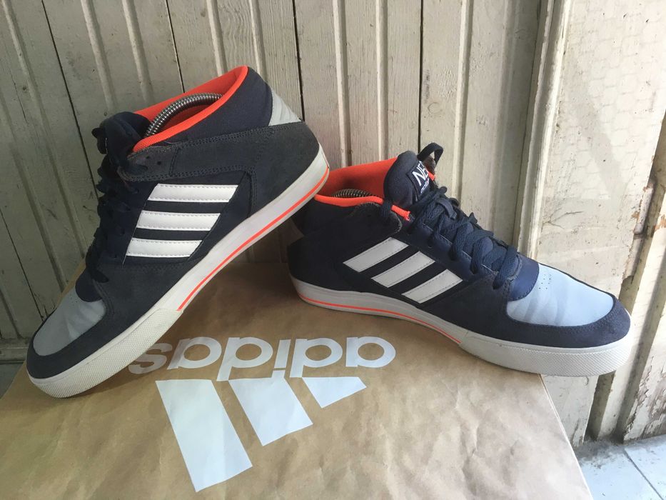 ''Adidas Neo Originals''оригинални маратонки 44 номер