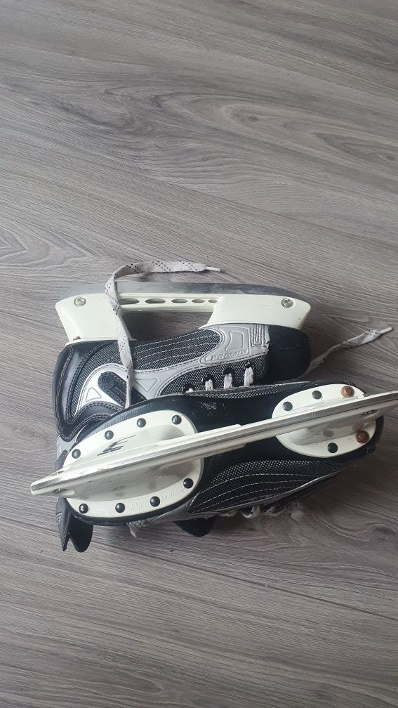 Patine hockey ccm