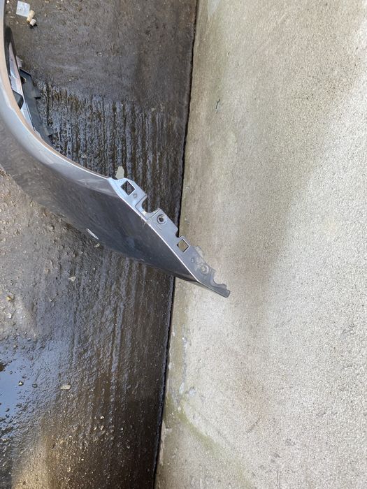 Bara fata Mercedes Benz E Class W213 AMG