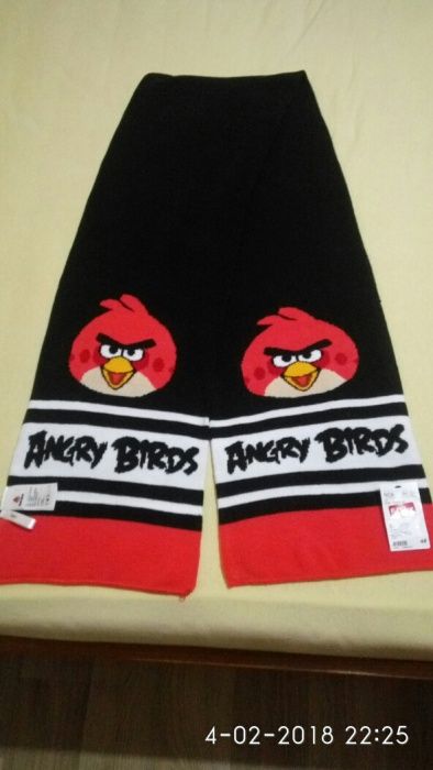 Футболни фен шалове и Angry Birds