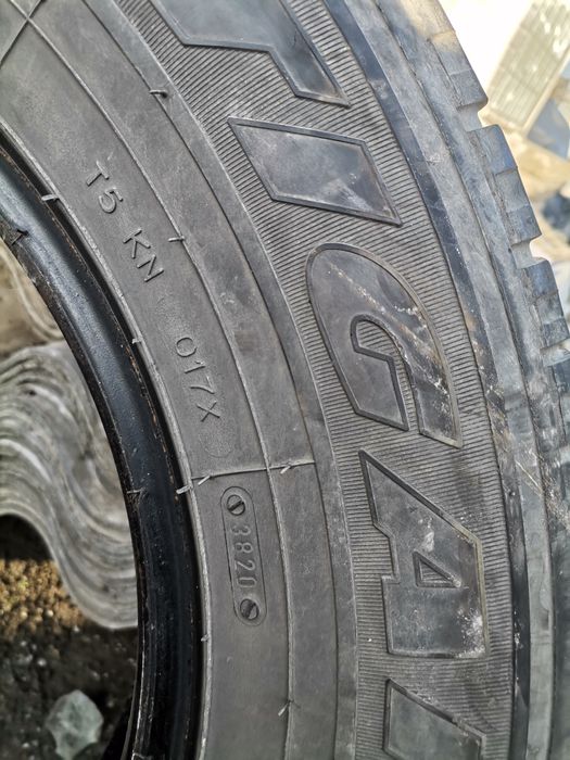 Anvelope iarna 215/75/16C - 2 buc