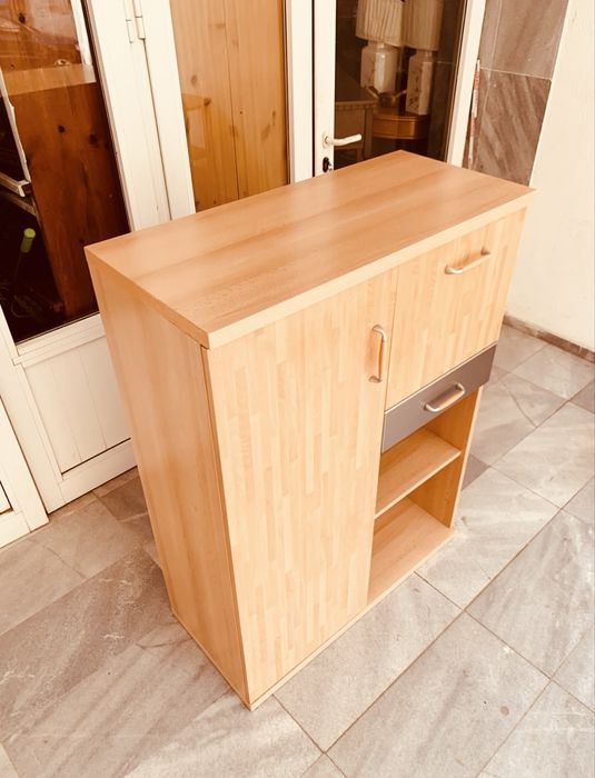 Ретро дървен шкаф от 90-те в отлично състояние