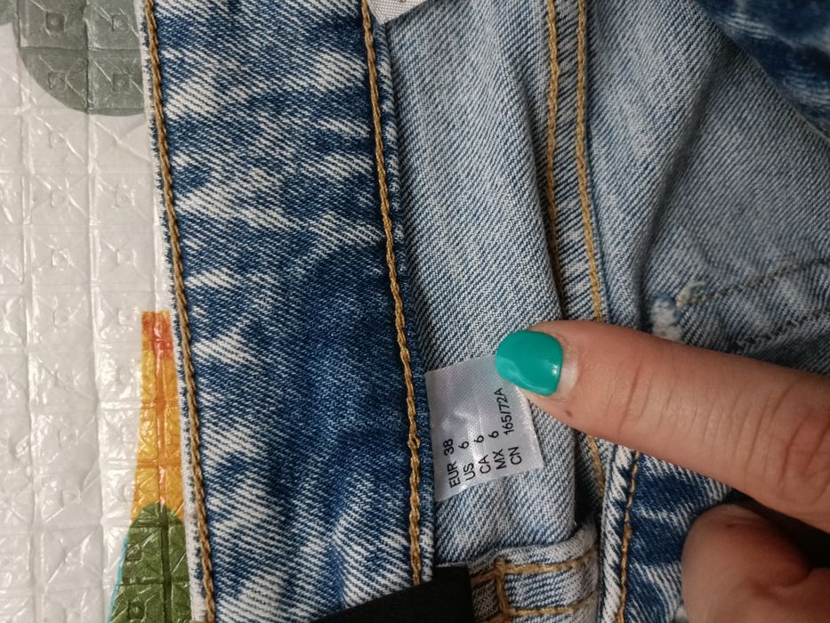 Дамски дънки H&M Flare размер 38