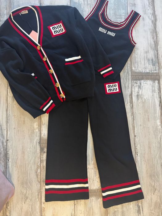 Дамски комплект нов