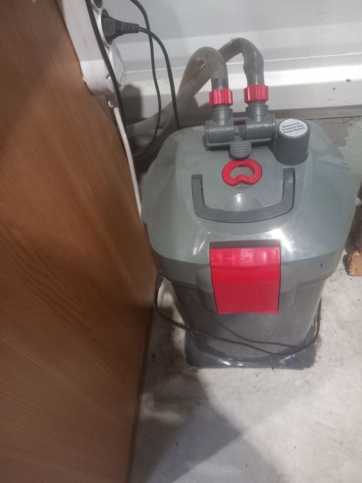 Vand acvariu 450 l complet .