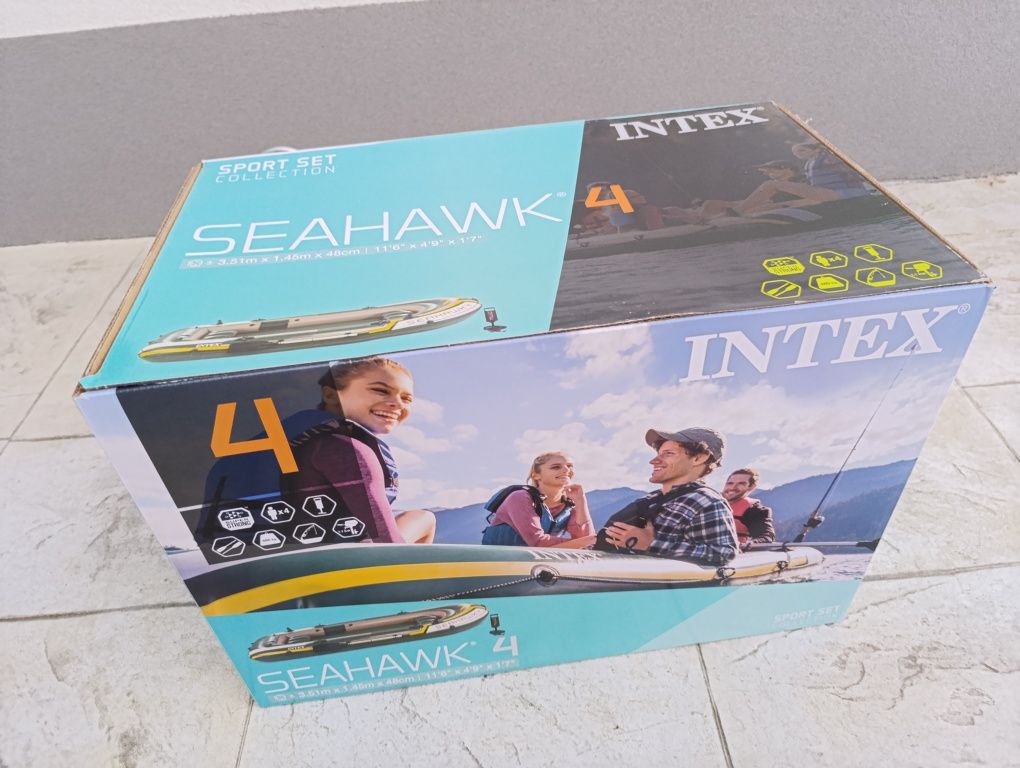 Нова  надуваема лодка Intex 3.50м.