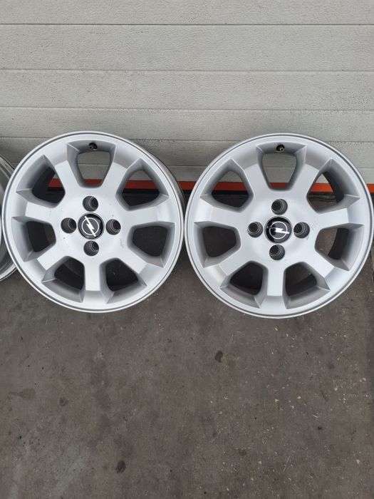 Оригинални джанти за ОПЕЛ OPEL R15 4x100 ET49 6J