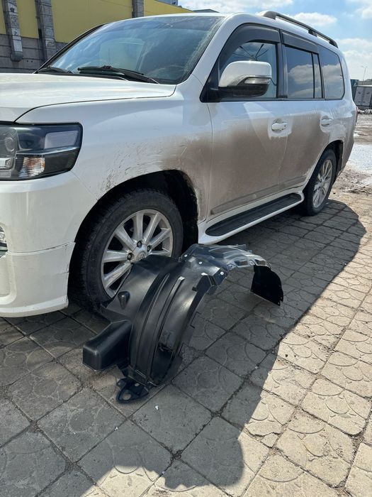 Подкрылки Тойота Ленд Крузер Прадо 120 gx470