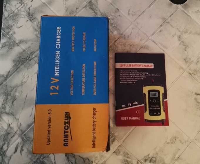 Зарядно за акумулатор,НОВО,интелигентно,с амперметър,волтметър,дисплей