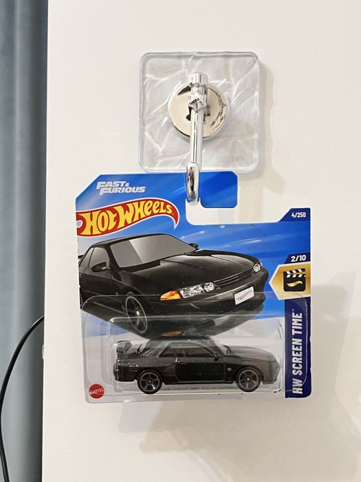 Продам машинку хот вилс/hot wheels nissan skyline r32 gtr