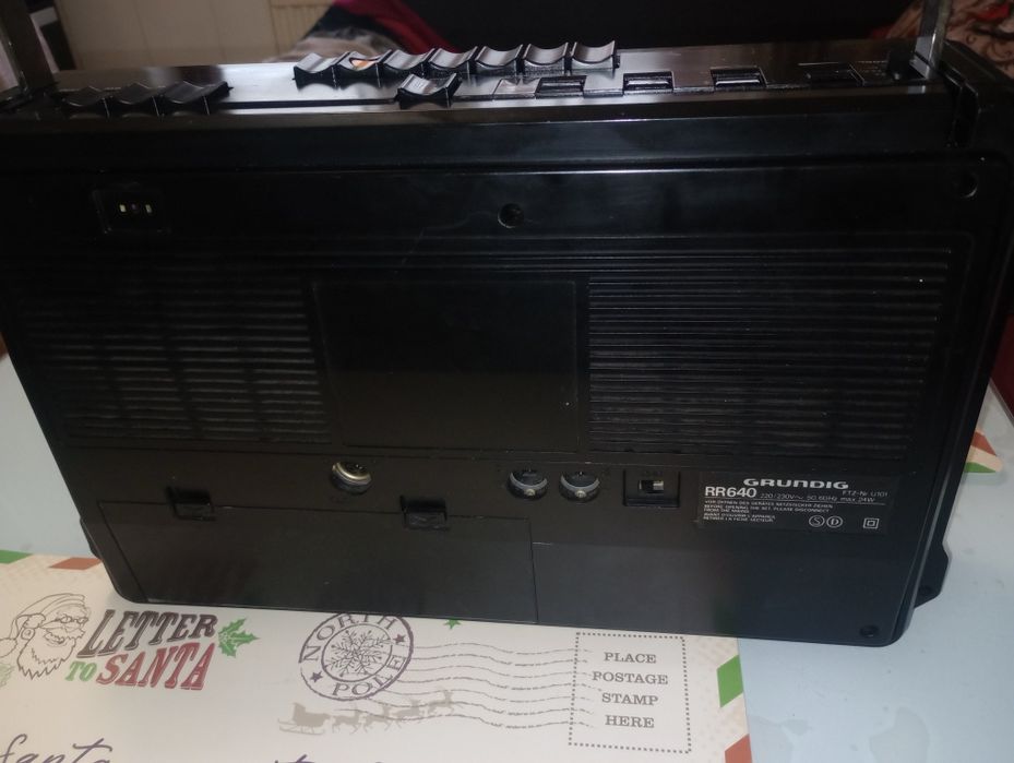 Radiocasetofon stereo Grundig RR640, radio 4 benzi, Antena Satelor