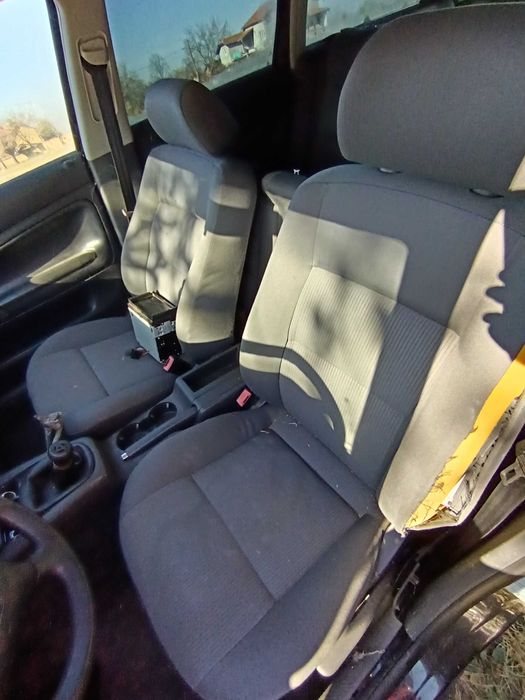 Пасат 5.5 дизел 2004 1.9 тди