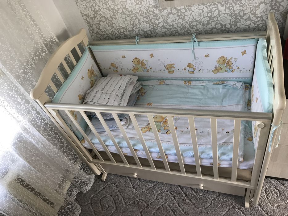 Кроватка детская