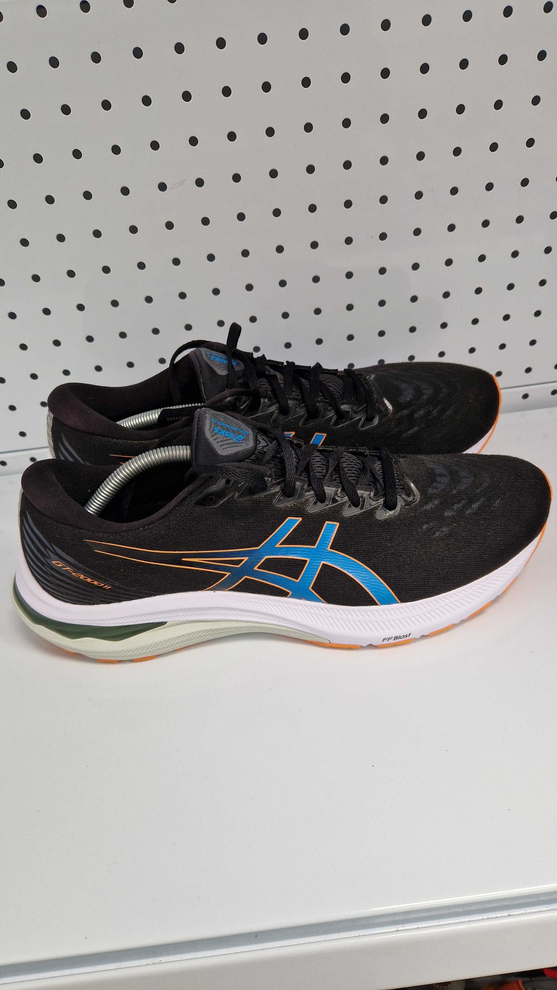 Оригинални мъжки маратонки- Asics GT-2000