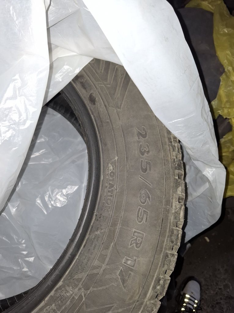 Шиный зимние ikon tyres nordman 8 suv