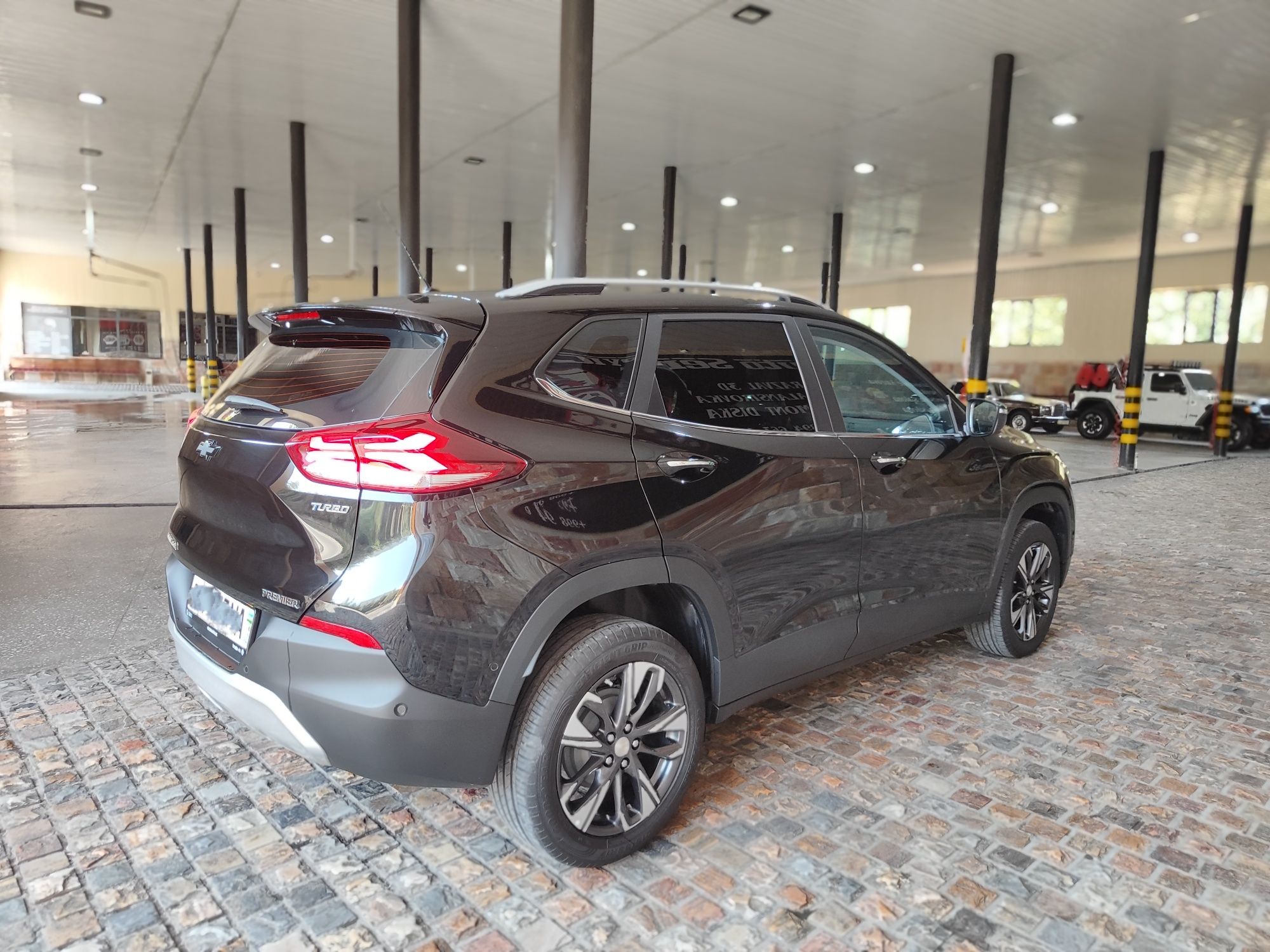 Chevrolet Tracker Primer