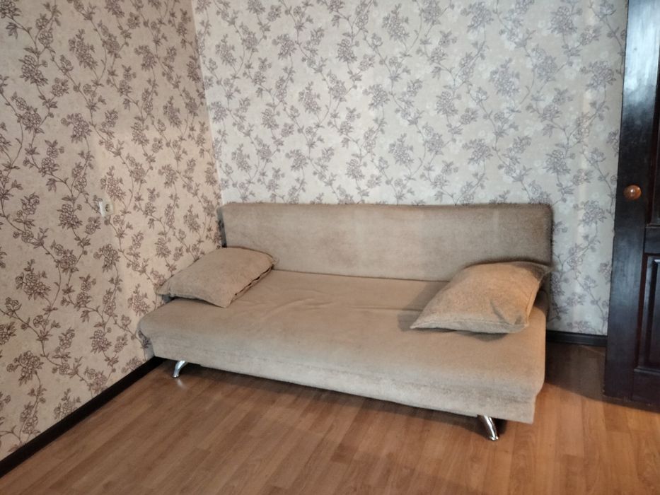 Тахта , отдам даром