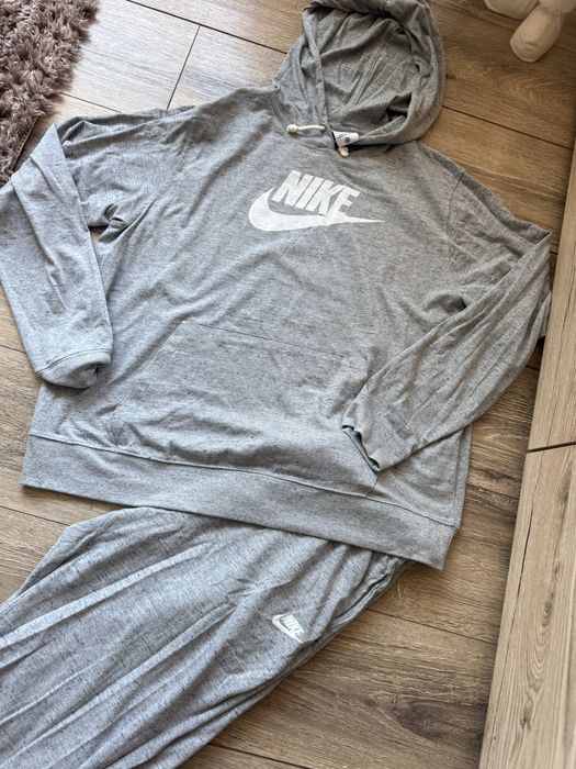 Дамски екип nike