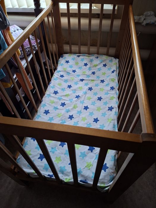 Детская кровать для малыша