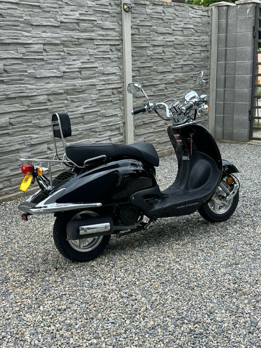 Scuter Alpha Motors (nu vespa, honda, yamaha, piaggio)
