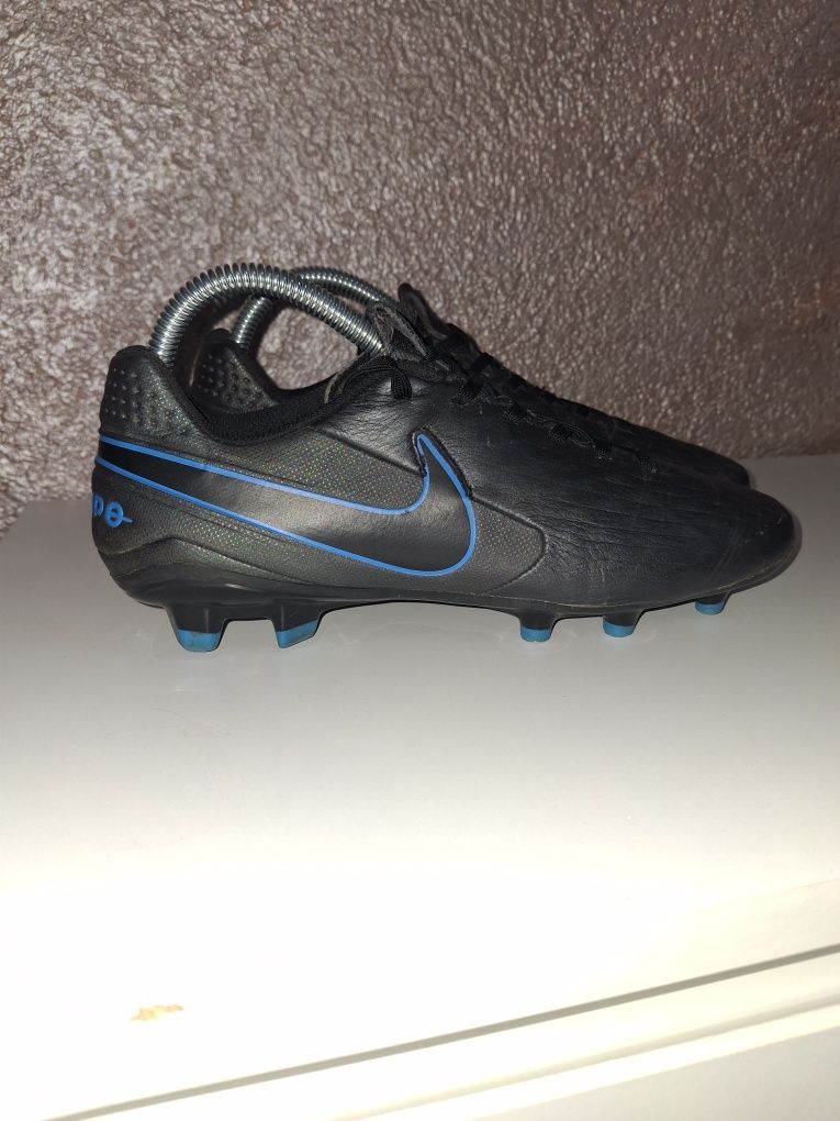Nike tiempo номер 40 в добро състояние