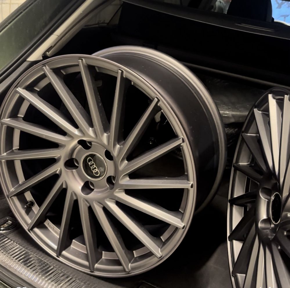 Audi A4 b8 2009година