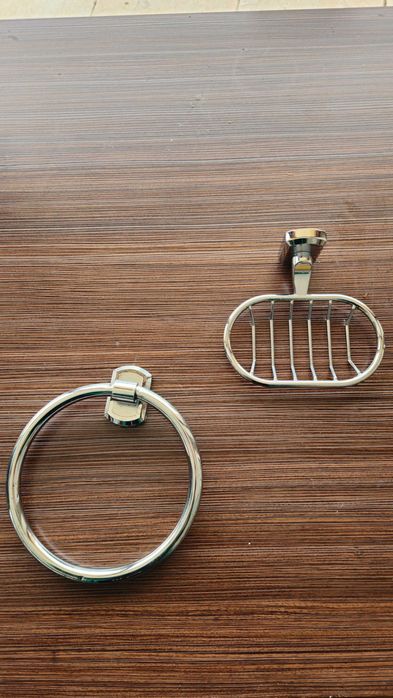 Разпродажба! Аксесоари за баня - сапунерка, ринг , огледало