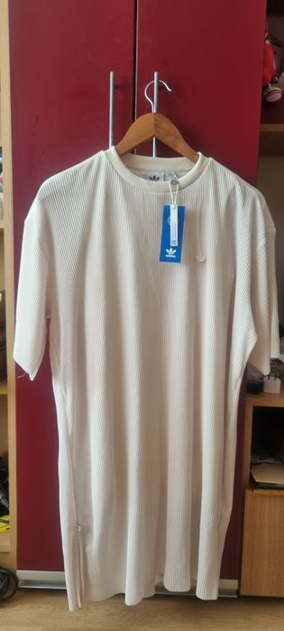 Rochie scurta Adidas, noua cu eticheta