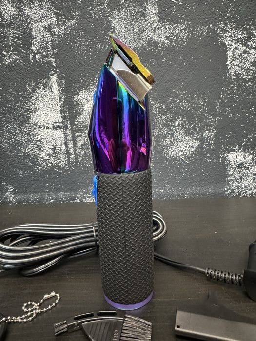 Babyliss PRO професионална бръснарска машинка.!