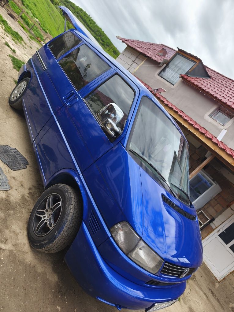 T4 motor 2,500 2003 acte la zi fara nici un defect pe probă