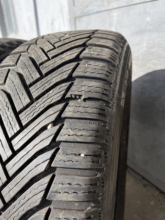 4 бр. зимни гуми 215/60/16 Michelin A6 5,5-6,5 mm DOT 1218