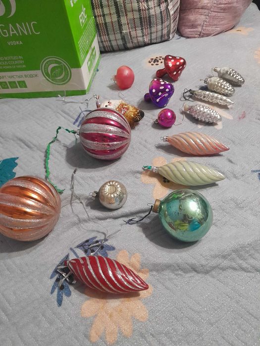 продам елочные игрушки