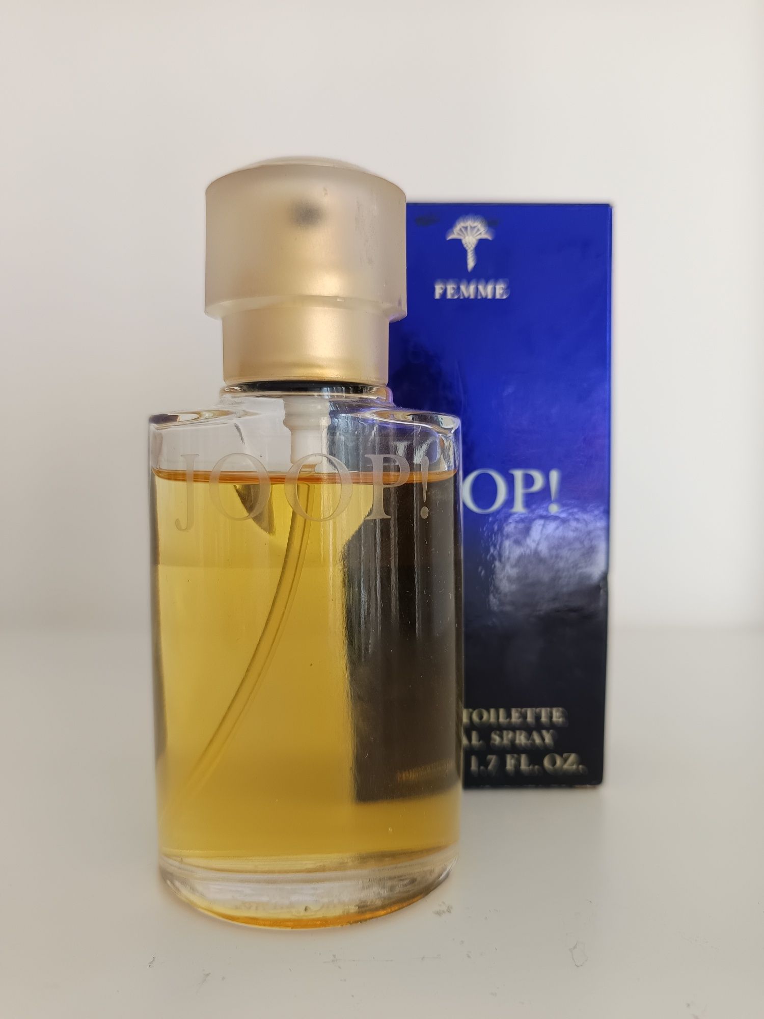 13 ретро, редки, неупотребявани парфюма от 90те от колекцията на майка