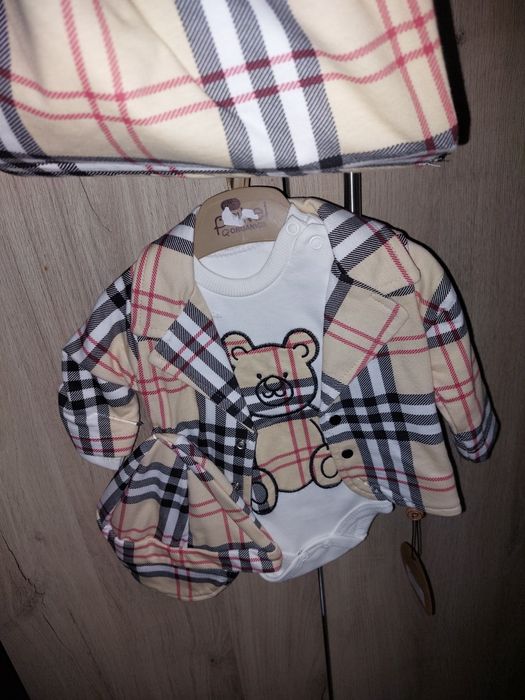 Costum bebe0-3luni