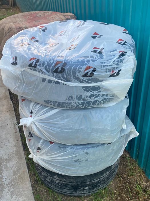 Продам диски с резиной в хорошем состоянии R20