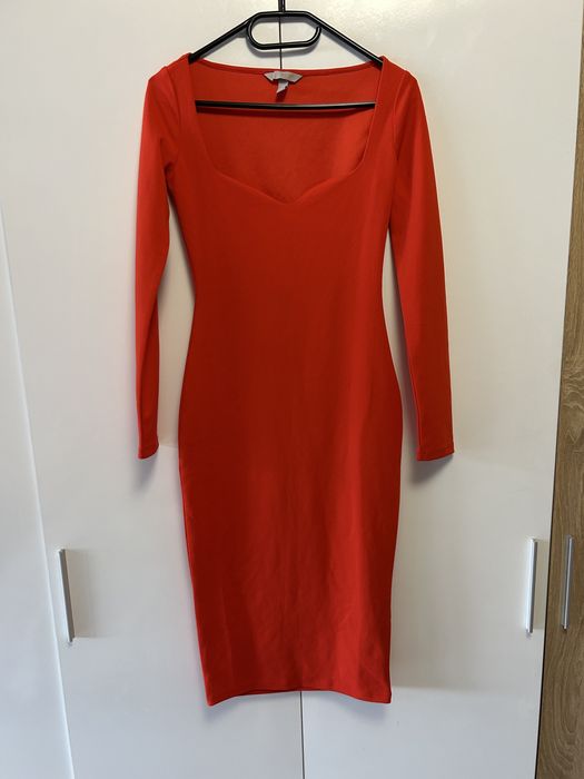 Красиви официални рокли по 3 лв всяка - Lucy Fashion, Zara, H&M