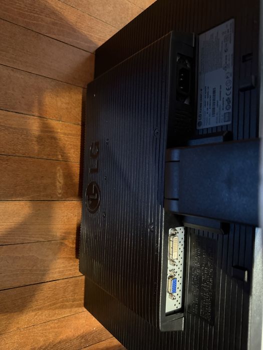 Monitor LG flatron 20”