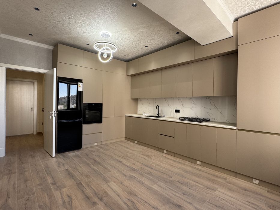 Срочно продается квартира 136 м кв