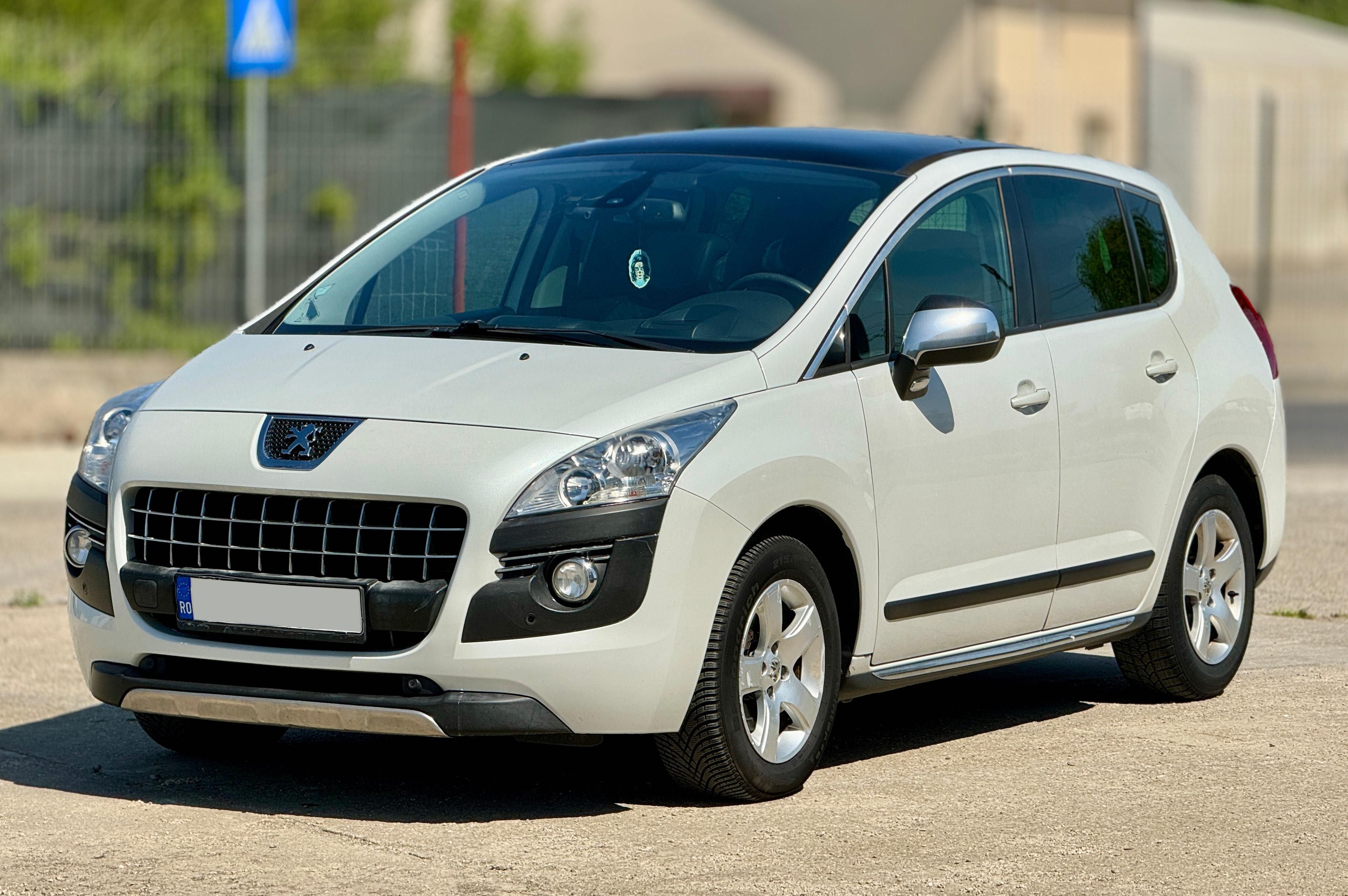 De vânzare Peugeot 3008 / 2012 / 2.0 HDI / Full Option