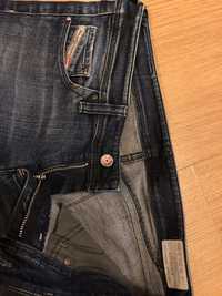 Blugi/pantaloni Diesel marime 36