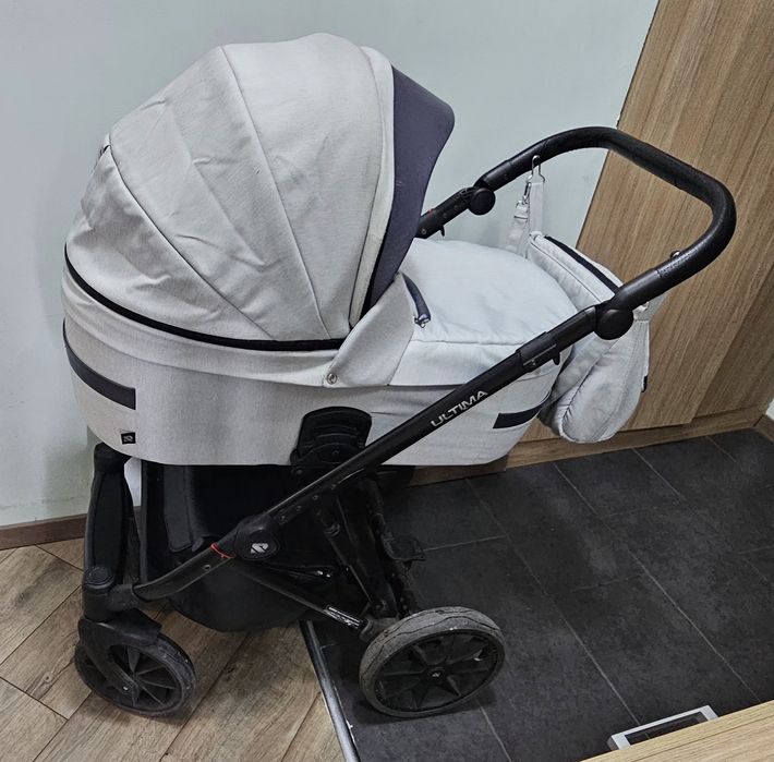 Бебешка количка Riko Ultima ultra light сива
