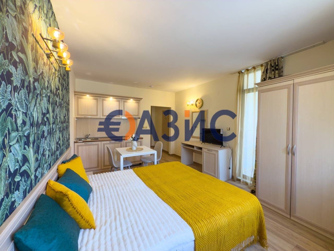 Продава се Едностаен апартамент в к.к. Слънчев бряг - 37 кв.м за 1311 €/кв.м - Снимка #12