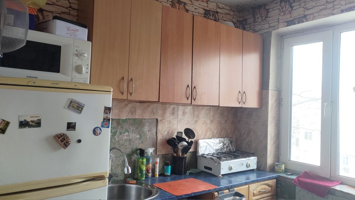 Продам 2х комнатную квартиру на 7 микрорайон дом 14