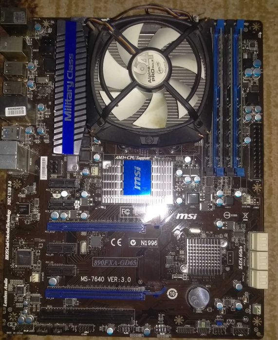 Plăci de bază, cu procesor și RAM