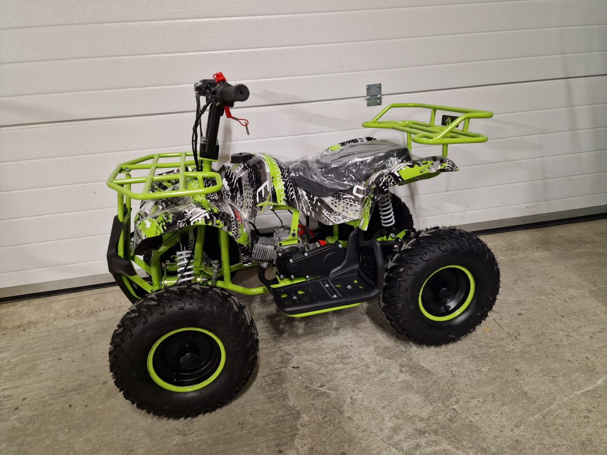 Mini Atv Quad adus din Germania pentru copii cu motor pe benzină 50cc