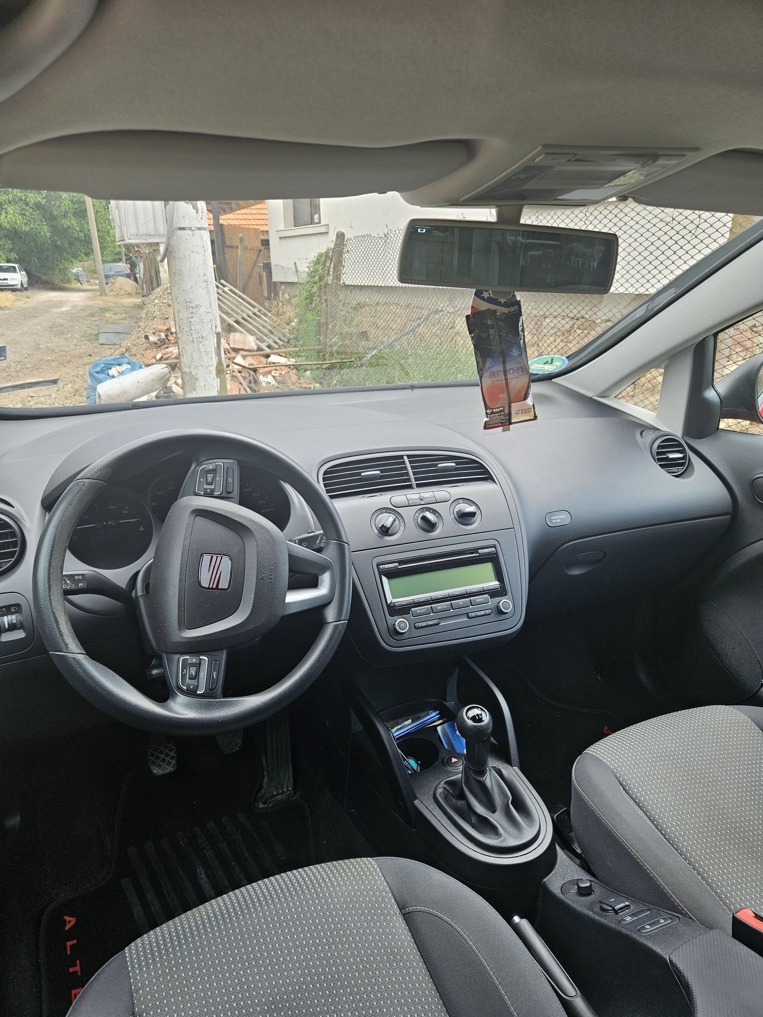 Автомобил Seat Altea