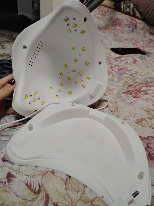 Продам лампу для маникюра