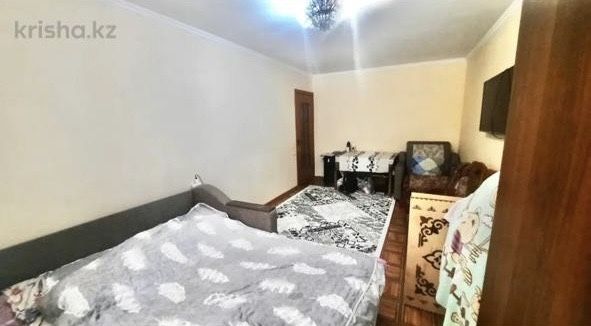 Продается 3-комнатная квартира в мкр 1
