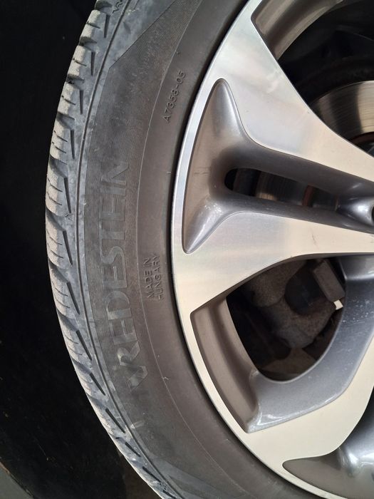 Vând roti 17  vw touran,cu cauciucuri