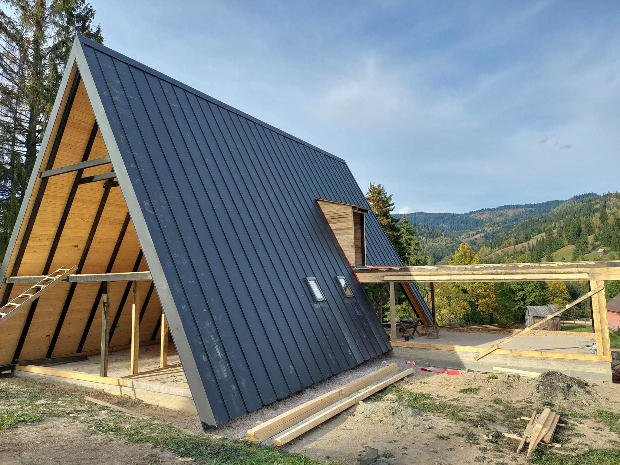 Cabana A Frame si casa din structura de lemn de vanzare
